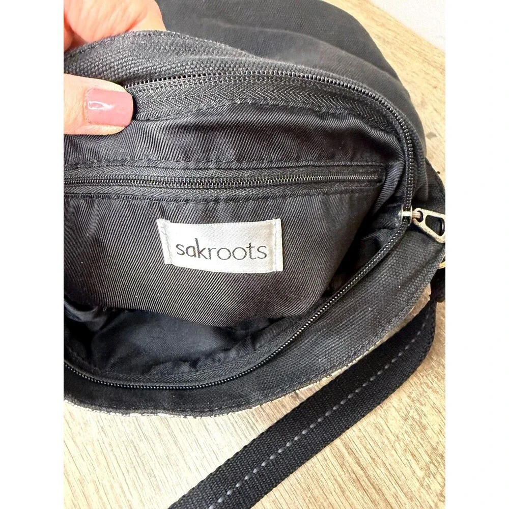 Sakroots Owl Shoulder Crossbody Bag Purse Bag Charm Tassels Black Off White Rare - Picture 9 of 16